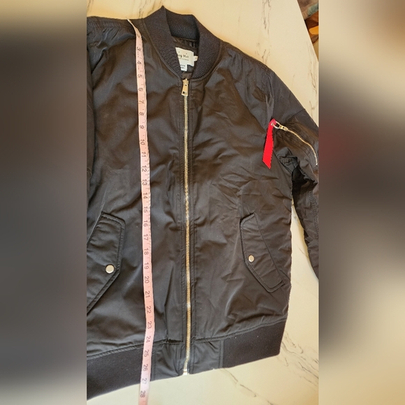 Authentic BTS Mic Drop Bomber Jacket Medium - Picture 6 of 13